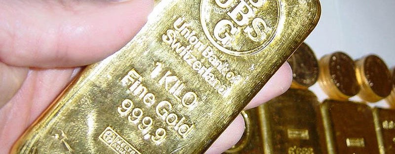 Investors will hoard gold even faster next year, keeping prices high: Refinitiv