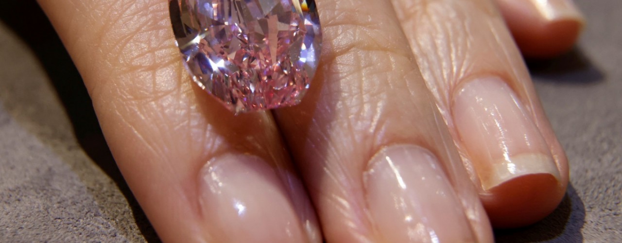 Super rare, purple-pink diamond up for auction, could fetch $38 million